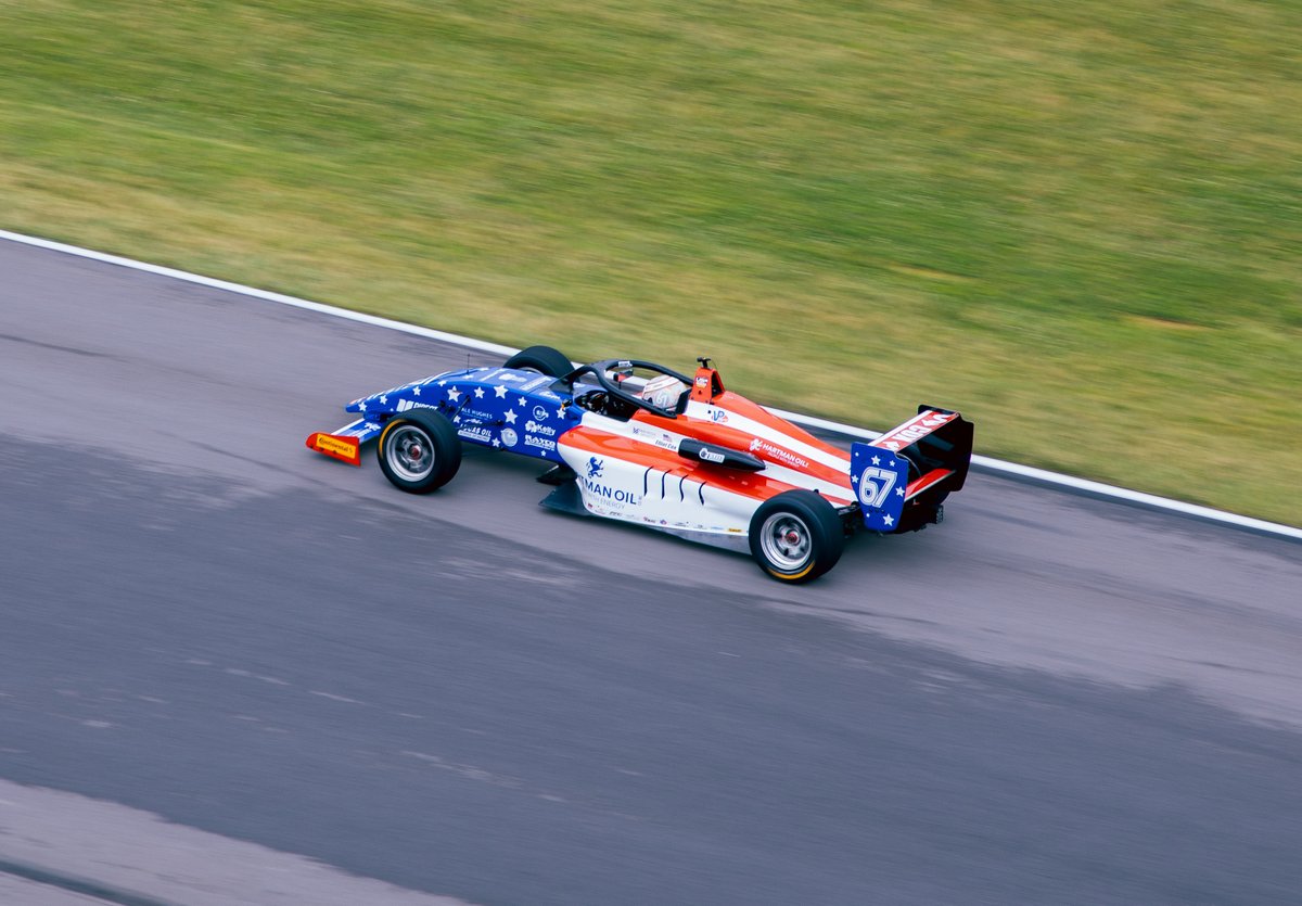 Now THAT'S a livery for the Fourth of July 🇺🇸 

#Honda200