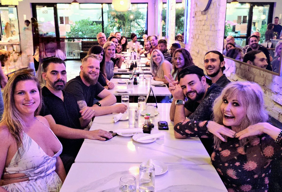 EntrepreneurSocialClub tweet media