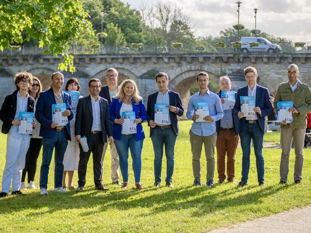 Avec le ministre des Affaires étrangères <a href="/steph_sejourne/">Stéphane Séjourné</a>, nous sommes à Meulan-en-Yvelines pour convaincre de préférer notre projet de clarté et de stabilité à celui de faillite et de désordre des extrêmes.

Ensemble, dimanche, pas une voix ne doit manquer au camp républicain !