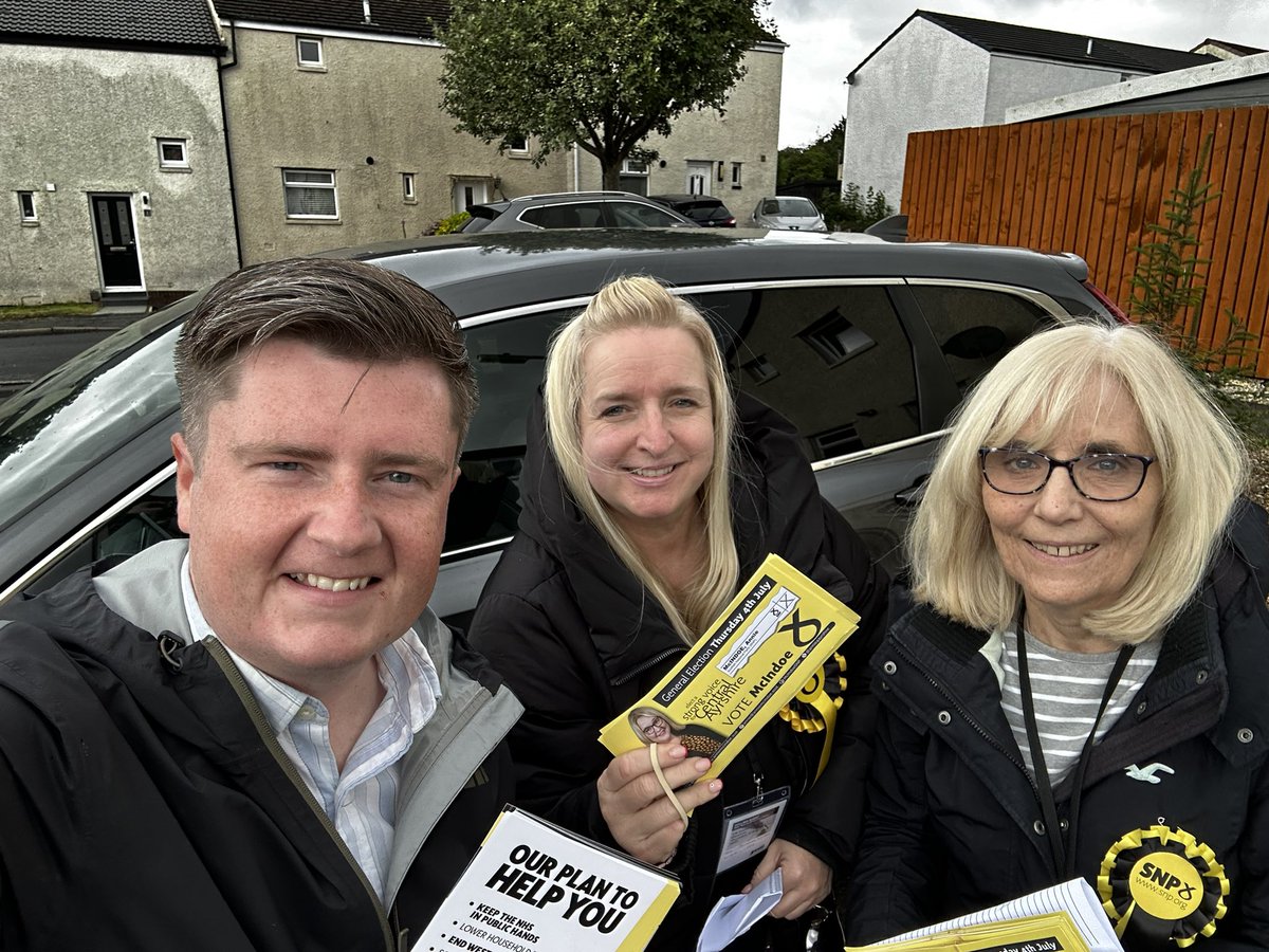 ShaunMacaulay's tweet image. Some of the Central Ayrshire team getting out the vote for @Annie4Ayrshire 

If you haven’t already voted there’s still time! Vote @theSNP today!🗳️🏴󠁧󠁢󠁳󠁣󠁴󠁿 #VoteSNP
