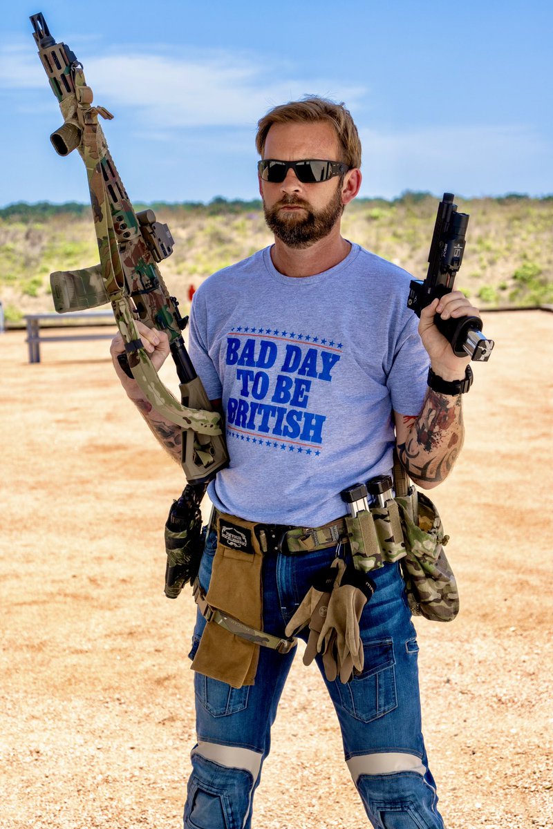 one_man_in's tweet photo. HAPPY INDEPENDENCE DAY 🇺🇸

Whilst I’m not yet a US citizen, I feel extremely privileged to legally live in the USA and make the great state of Texas my home. 

I would like to declare one thing: although I start my day off with black coffee, I do still love a nice cup of tea. 🇬🇧🇺🇸🏴‍☠️

“America was not built on fear. America was built on courage, on imagination and an unbeatable determination to do the job at hand.” - President Harry S. Truman