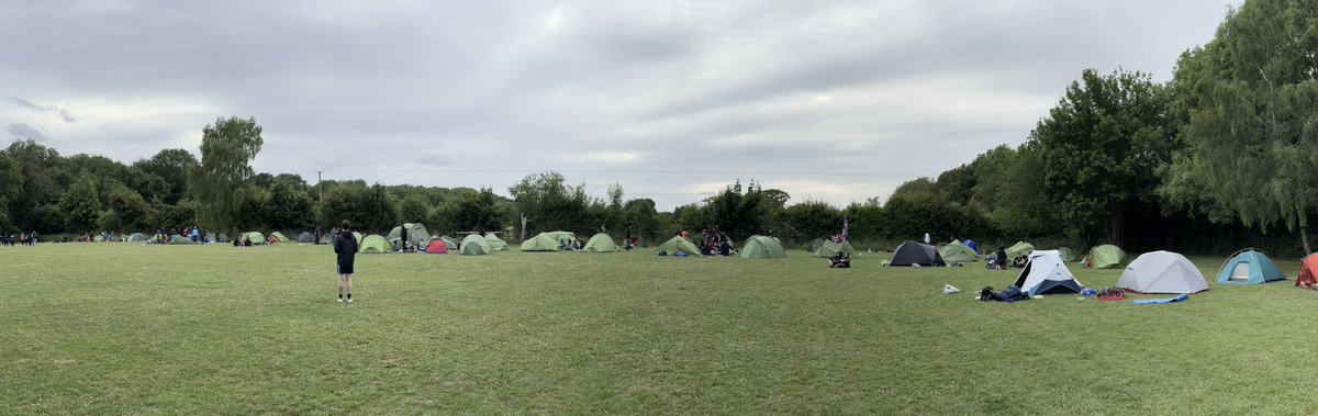 The final bronze team have reached camp after the first day - students are now busy cooking and putting up tents for the night 🏕️