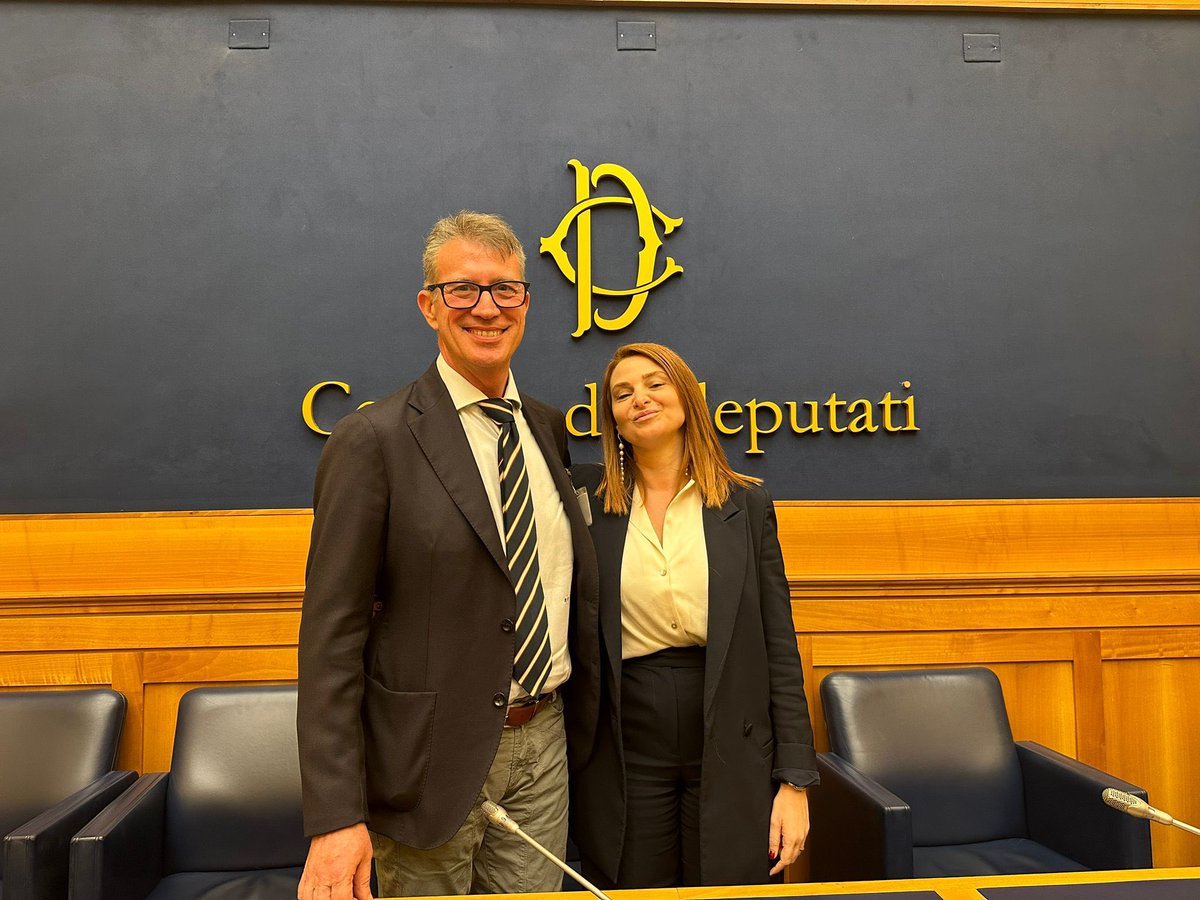 Entra nel direttivo nazionale del dipartimento Professioni <a href="/FratellidItalia/">Fratelli d'Italia 🇮🇹</a> anche Roberto Cuccioletta, da sempre nel dipartimento riferimento e motore di tutti le nostre azioni. Evviva noi!🇮🇹 <a href="/Robcuc/">Roberto Cuccioletta</a>