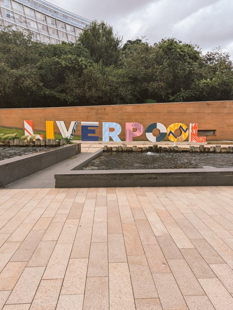 Whats happening here then 👀