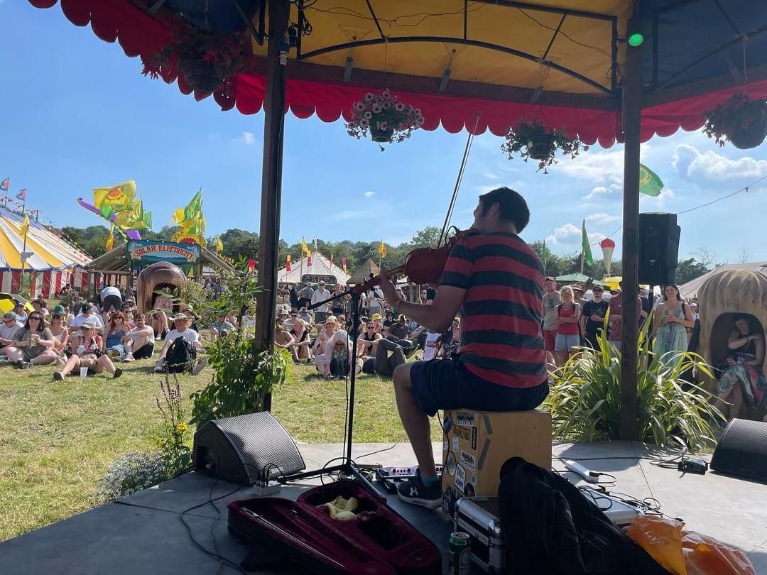 My next gig is a big return to <a href="/thebritbar/">The Brit Bar</a> a week today! Thursday 11th July. Support comes from <a href="/alextaylormusic/">Alex Taylor</a>

#rappingviolinist #weston #livemusic #violin #looper #mikedennis #cajon #newalbum #stoptime #getthetoriesout #rc300 #ukmusic #gig