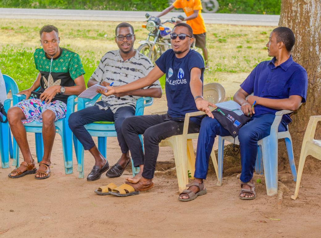Kwale Focus CBO (@focuscbo) on Twitter photo Excited to have joined <a href="/NayaKenya/">NAYA Kenya</a> in a powerful dialogue on empowering young women in governance. Engaging male champions is key to advancing gender equality and fostering inclusive leadership. Together, we're amplifying voices and driving meaningful change!
#GenderEquality Excited to have joined <a href="/NayaKenya/">NAYA Kenya</a> in a powerful dialogue on empowering young women in governance. Engaging male champions is key to advancing gender equality and fostering inclusive leadership. Together, we're amplifying voices and driving meaningful change!
#GenderEquality