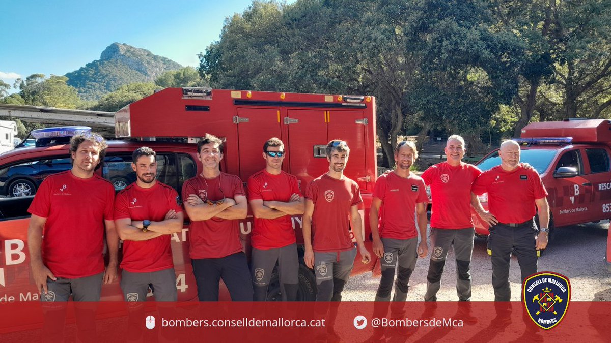 BombersdeMca's tweet image. Hem col.laborat amb @guardiacivil en la recerca d'una dona de 48 anys desapareguda a la península de Formentor. Malauradament hem descobert un cadàver pendent d'identificació.
#ParcSóller
#ParcInca
#GRM
#GCR
#GREIM