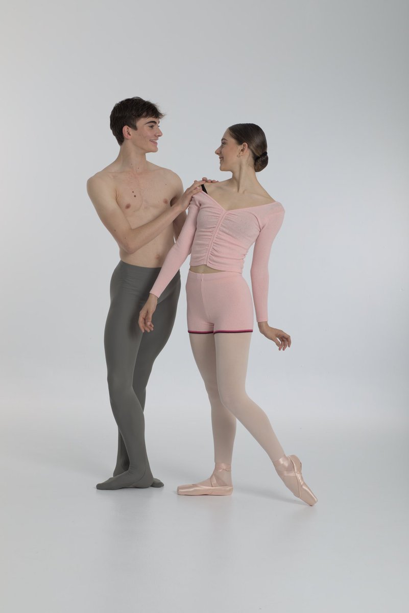 Sanshadance's tweet photo. The main thing is to believe that you can do anything and then everything will work out ⛰️

#balletphoto #pointeshoes #youngdancer #balletsolo #ballet #sansha #sanshadancewear #balletlife #cantstopdancing #sanshausa #balletschool #ballerina #balletphotography https://t.co/BYQOstPlUW