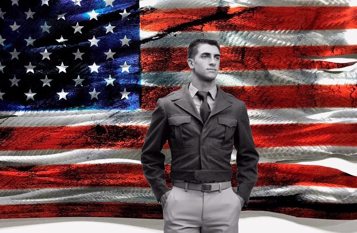 AmenEverytime's tweet photo. Wishing everyone a safe and happy #FourthOfJuly ✨ Model: Alex Mitchell #AlexMitchell @AAMitch22 🇺🇸 https://t.co/OZF3binSBC