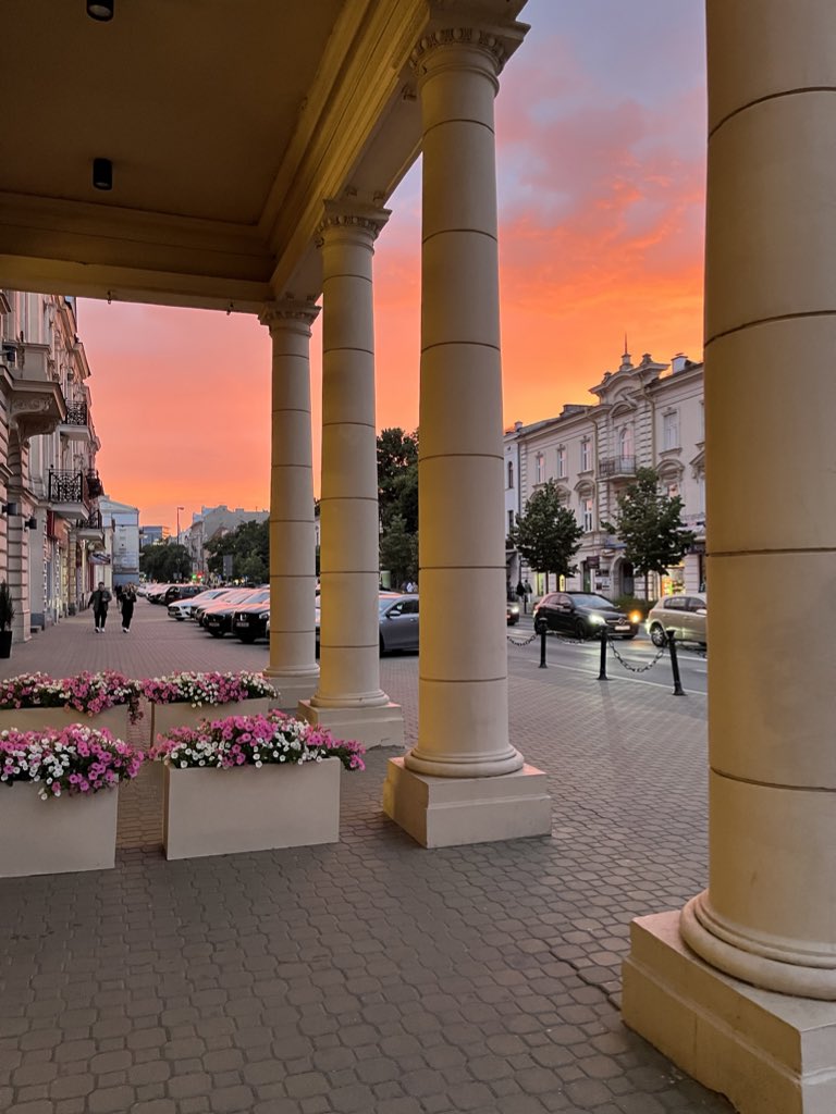 kobruseu's tweet photo. Улючылі неба #lublin #nofilter https://t.co/ng7ivSAp3q
