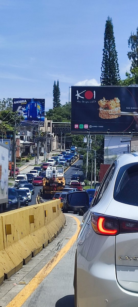 #TraficoSV saliendo del túnel Masferrer