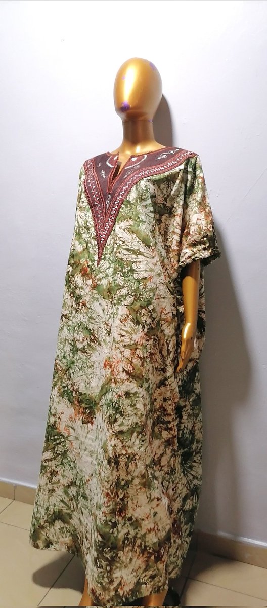 thelmaakanfe's tweet image. #afrocentric

**'Marble Adire Drawstring Boubou ***
Can be styled in different ways. 

-Afroclecticng
08086998625
Lagos
#4thofJuly #African #fashion