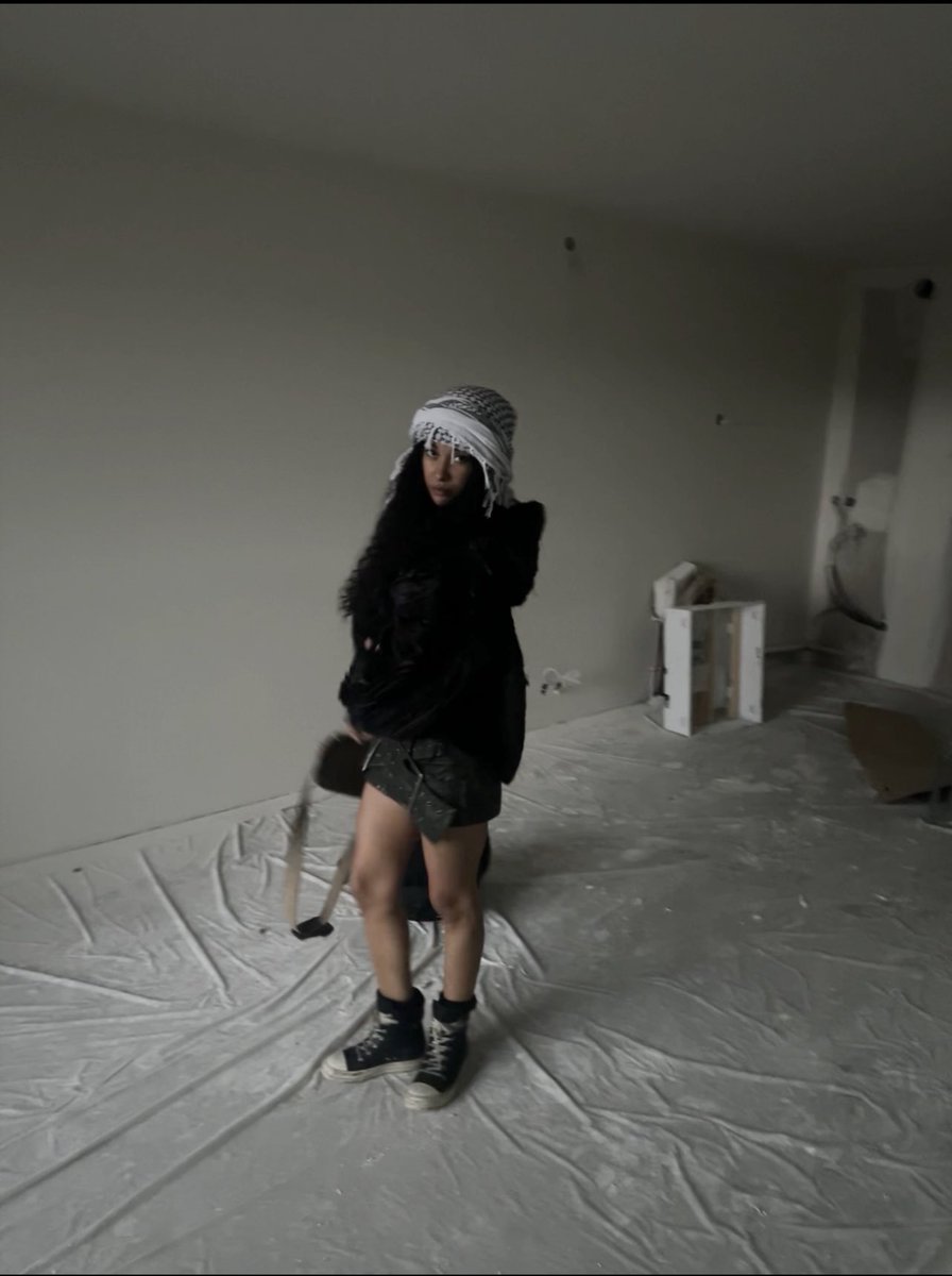 TMDB333's tweet image. 