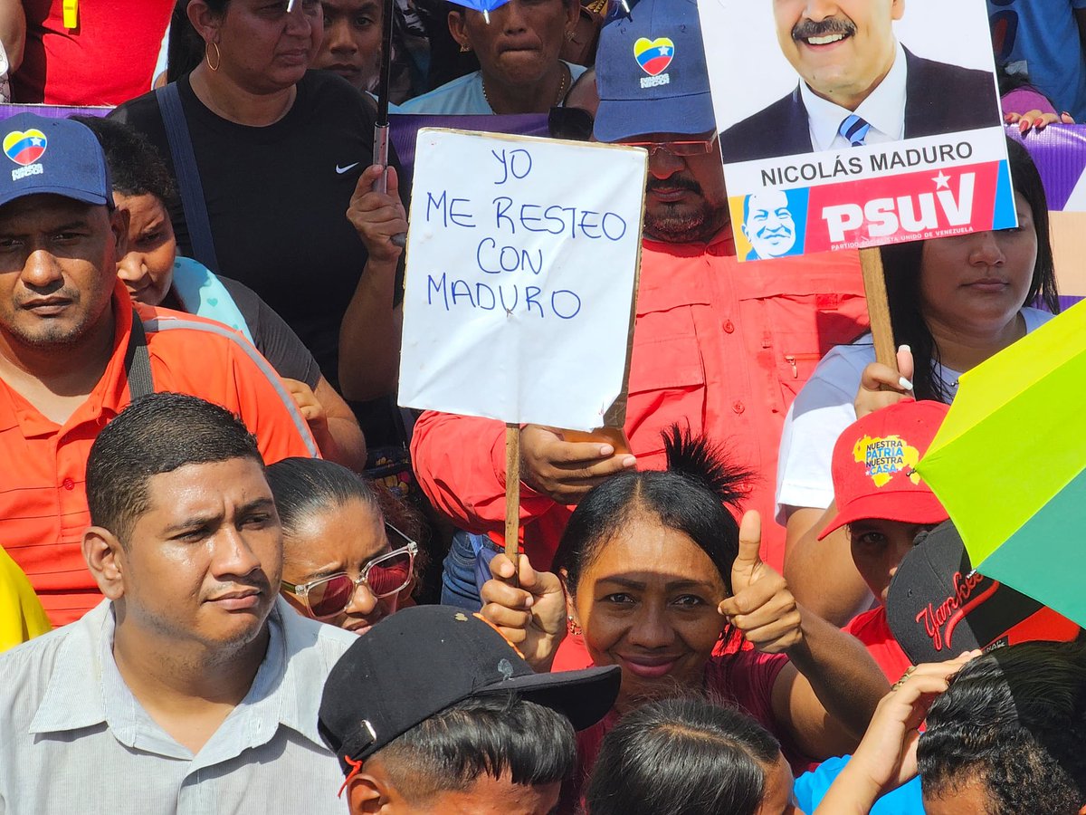 Gran Movilización en San Fernando Marca el Inicio de la Campaña por la Reelección de Nicolás Maduro. 

instagram.com/p/C9AxorPspGF/…

<a href="/NicolasMaduro/">Nicolás Maduro</a> <a href="/dcabellor/">Diosdado Cabello R</a> <a href="/eduardopiate2/">eduardo piñate</a> <a href="/villapolpsuv/">Gustavo Villapol</a> <a href="/PartidoPSUV/">PSUV</a>