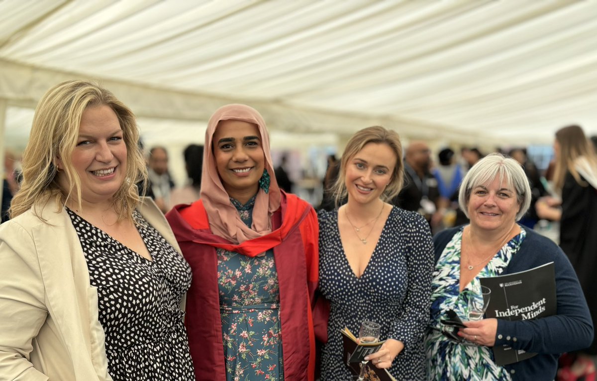 DrHannahWebber's tweet photo. Beyond proud to see our medical students from @nhsswft graduate today from #UniofBuckingham ⭐️ https://t.co/dw6VlYR428
