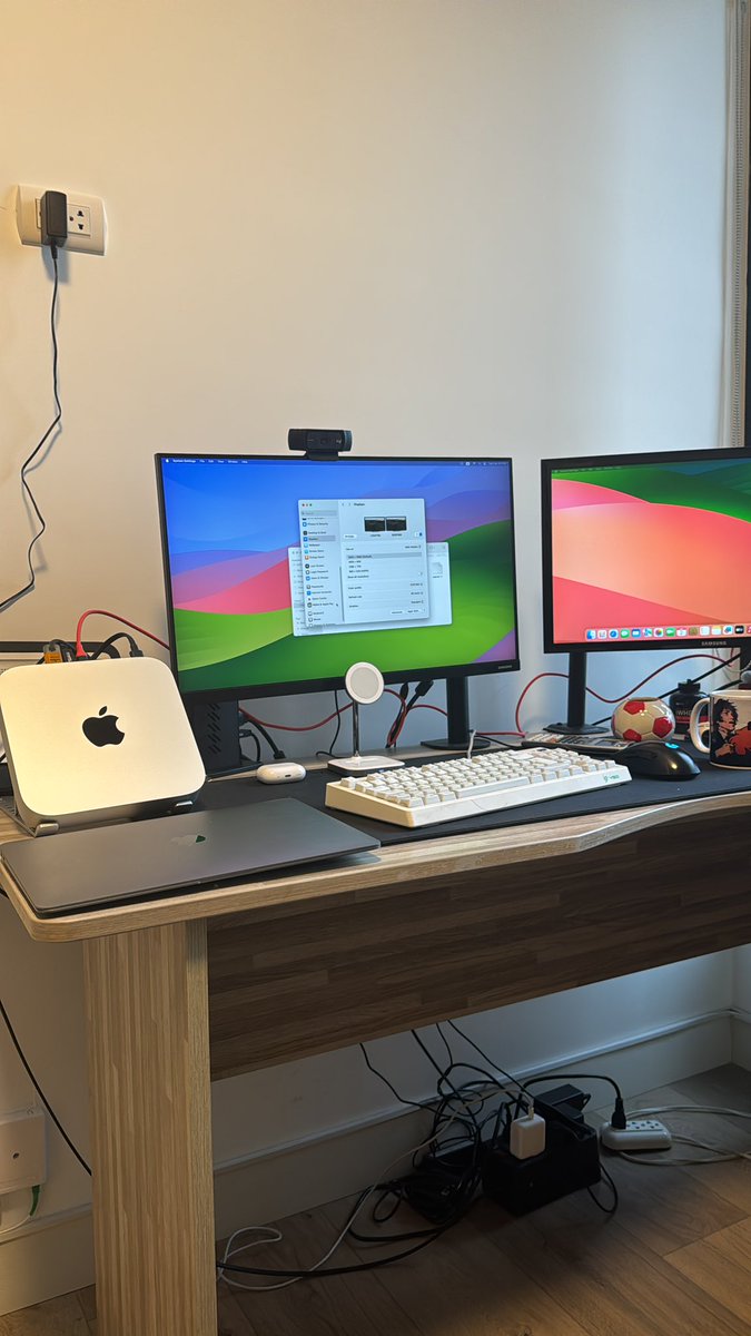 I’ve upgraded from a MacBook Air with 8GB RAM to a Mac mini with 16GB RAM, and it’s working great! 🙌🏼

Don’t mind the tangled cables 🫣