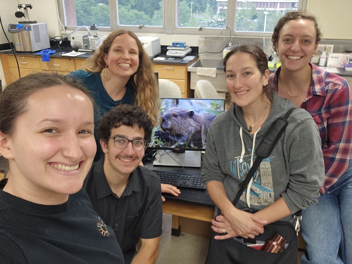 Dani Freund (@danirosefreund) on Twitter photo We had a great time in Wisconsin this week talking about all things beaver with <a href="/JennSmithSocBeh/">Jenn Smith 🌈🐺🐾🐭🐍</a> and her lab! Until next time! 🦫 We had a great time in Wisconsin this week talking about all things beaver with <a href="/JennSmithSocBeh/">Jenn Smith 🌈🐺🐾🐭🐍</a> and her lab! Until next time! 🦫