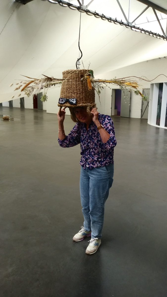 IPelt's tweet image. #Laureprouvost #dePont #Tilburg kunst die je wel mag aanraken!