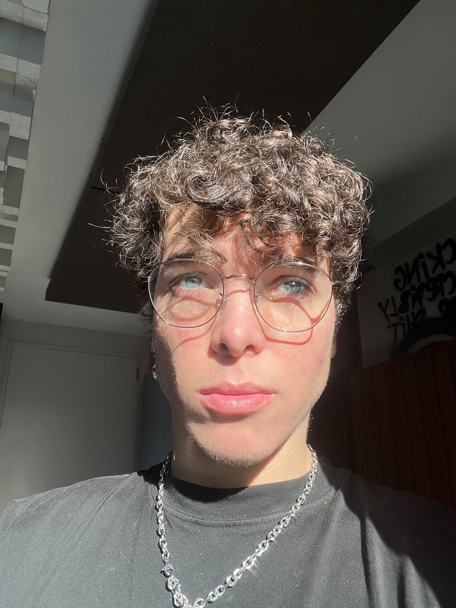 actually ☝🏻🤓