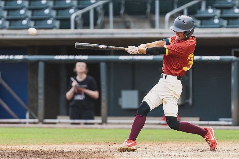 Happy to announce my commitment to Friends University📣 I am grateful for this opportunity and can’t wait to make the most of it‼️Glory to God 🙏🏼