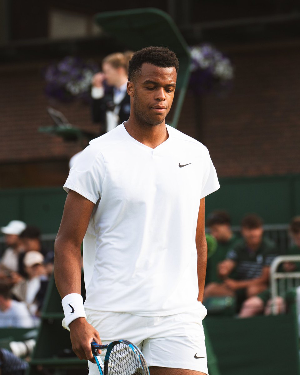 ROUND 2 ✅ TO BE CONTINUED. @wimbledon 

📸: @naqime_
