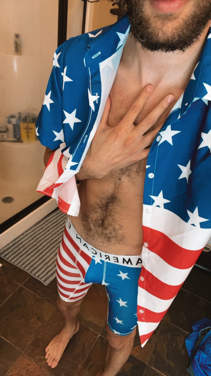 Southern_twink9's tweet photo. Happy 4th you filthy animals 😈 https://t.co/brcDDPkDFZ