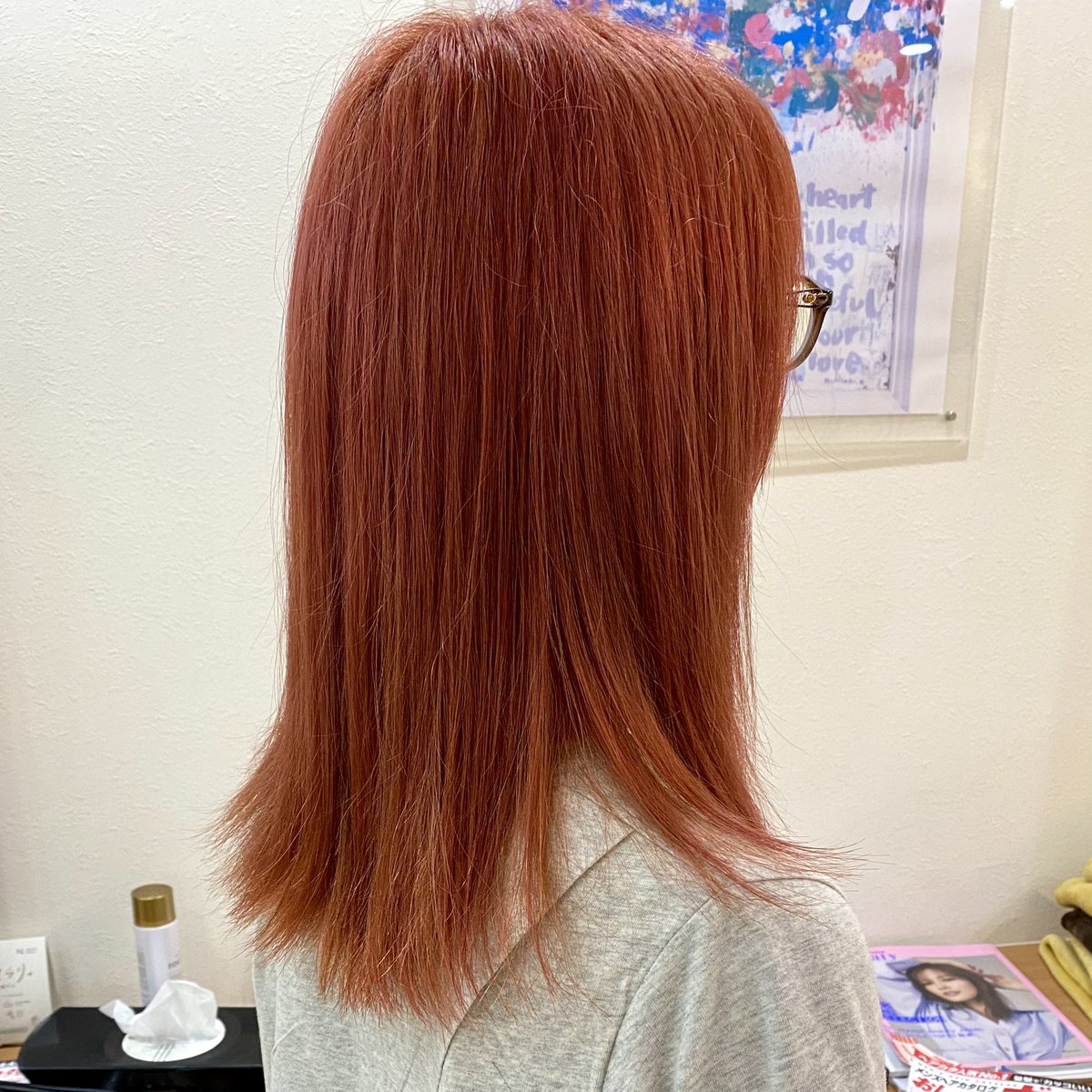 HairViho's tweet photo. ダブルカラー✨️
初め��のカラーで思い切って原色系のカラーにしてみました👌🏻
今しか出来ない事は今のうちにやっといた方がいいですね☝️

#高知大
#高知市美容室
#ダブルカラー
#原色カラー
#ケアカラー
#初カラー https://t.co/JJ6dKLWroU