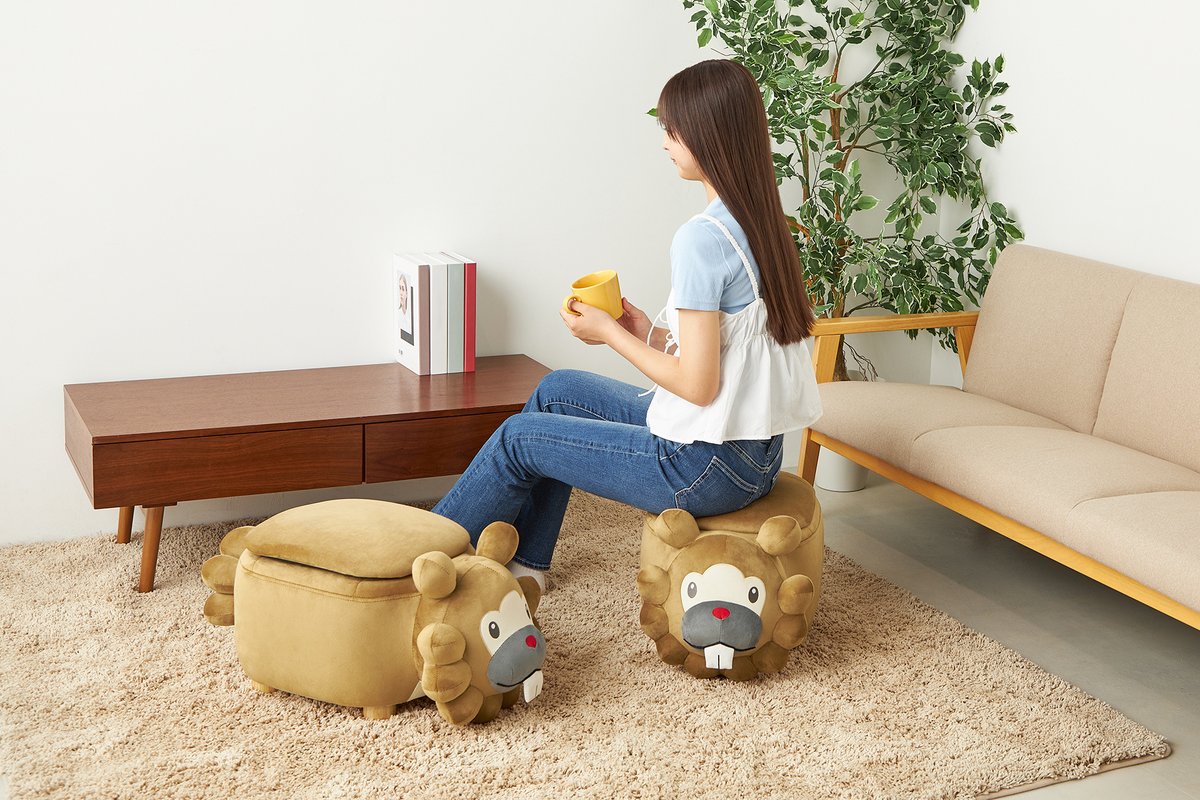 ビッパ が大好きなみなさーん‼️ ＼ ビッパがスツールになってあなたの