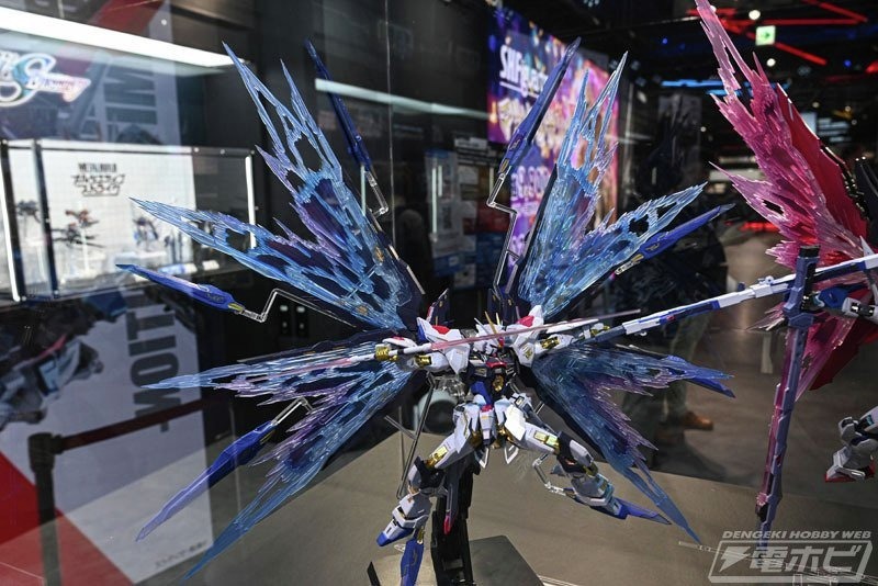 hobby_magazine's tweet photo. 『機動戦士ガンダムSEED DESTINY』
METAL BUILD ストライクフリーダムガンダム 光の翼オプションセット [Re：PACKAGE]

https://t.co/dDjfSFqRji

#メタルビルド #メタルビルドフェス #ガンダム https://t.co/Ndk9ltca9Z