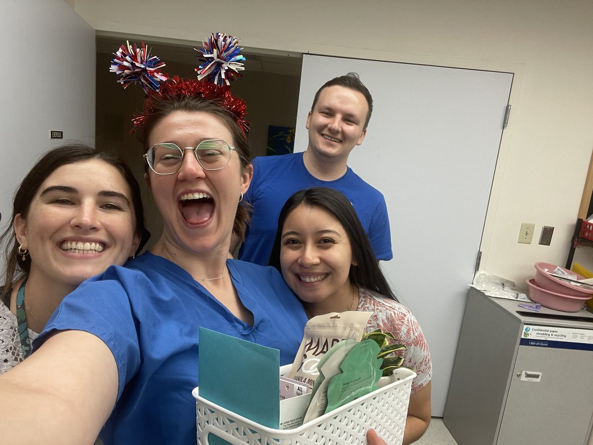 Isa DeLaura tweet media