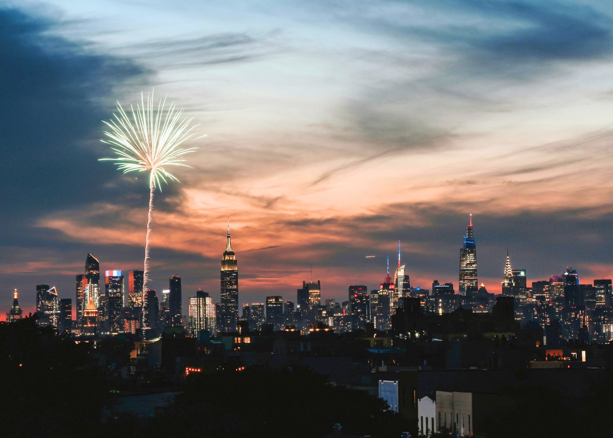 Wishing our team, partners and US-based clients a very Happy Independence Day. We hope your day is full of picturesque Americana moments, time with friends and family and an evening of dazzling light shows!