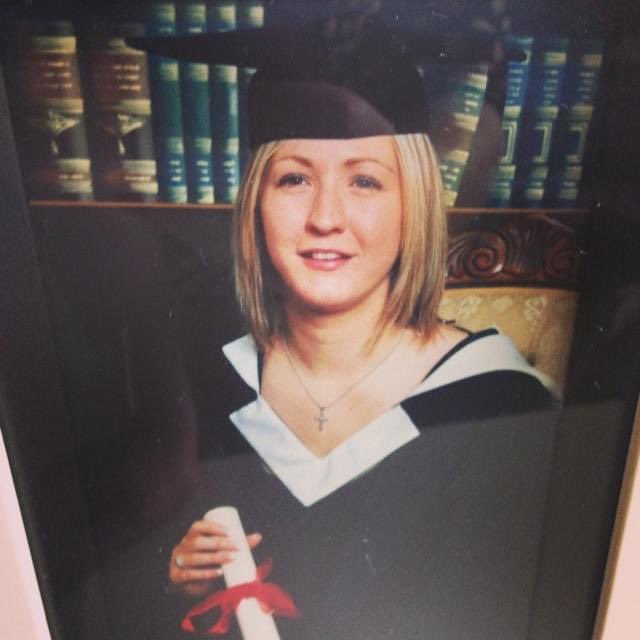 Julie Mathers tweet media