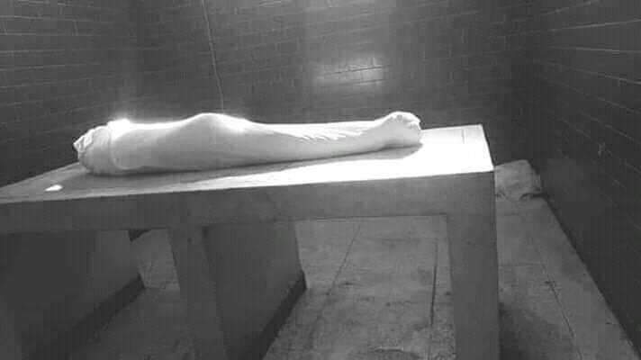 إذا حان الموت ، وثقل اللسان ، وارتخت اليدان أسألك اللهم أن  تلهمنا شهادتك وأن ينطق اللسان بأشهد أن لا إله إلا الله وأن محمد رسول الله..
اللهم احسن خاتمتنا !!