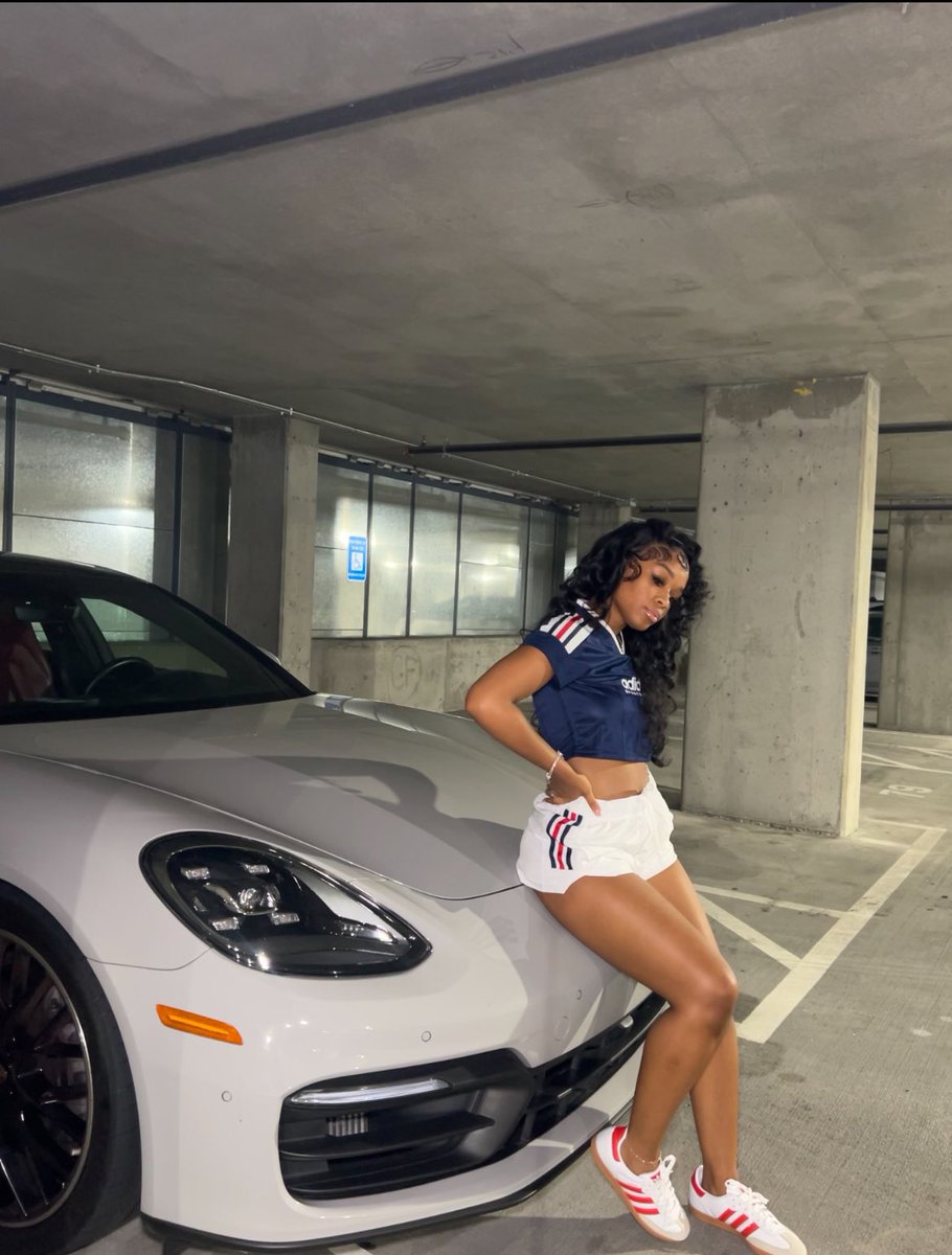 bouldercrest barbie 💋 tweet media