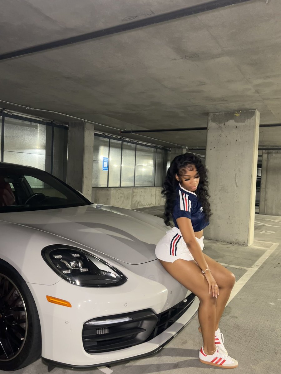 bouldercrest barbie 💋 tweet media