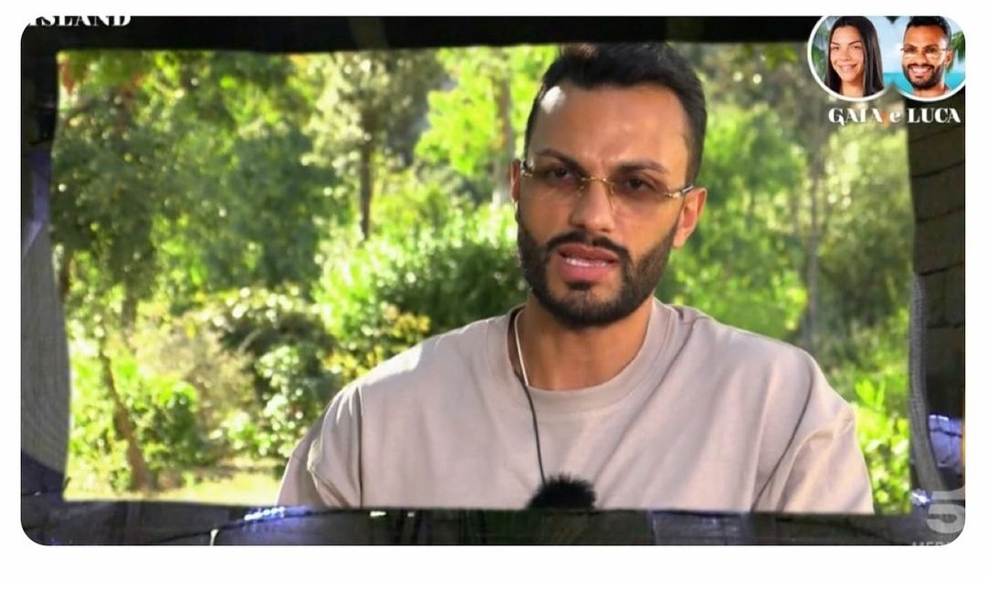 Sto deficiente che normalizza i suoi tradimenti con un semplicemente " è fisiologico”. Ma tu meriti di essere preso a badilate in faccia e di giocare a mosca cieca sull' autostrada del sole.

#TEMPTATIONISLAND