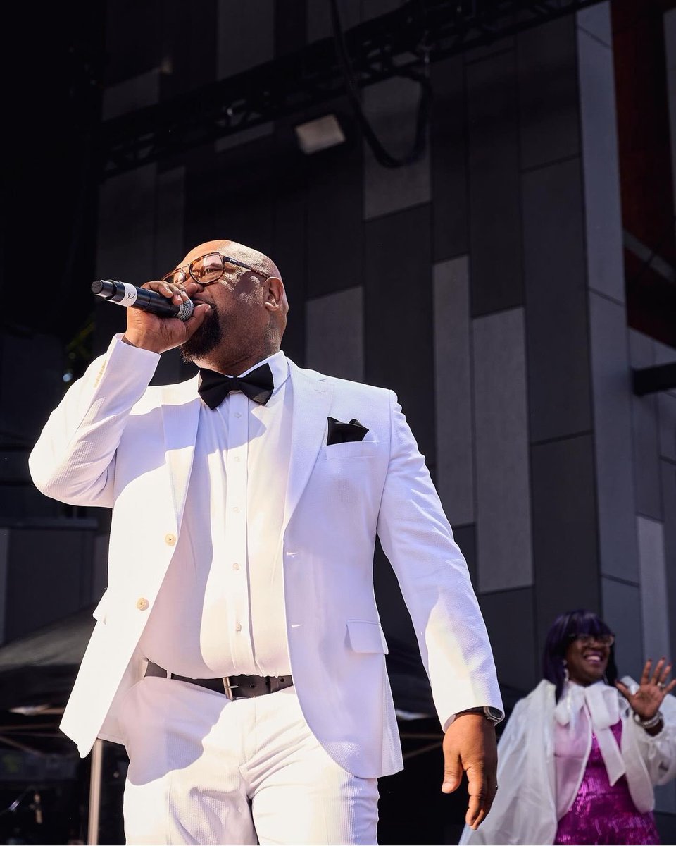 tommyblackwell_'s tweet photo. Had an incredible time at the @dellmusiccenter for the @july4thphilly Black Music Month 45th Anniversary Celebration Concert! "THE WEDDING SINGERZ". Huge thanks to @dyanawilliams & the Influence Entertainment team for an unforgettable night! #BlackMusicMonth #LegendaryConcert https://t.co/h135EFXugv