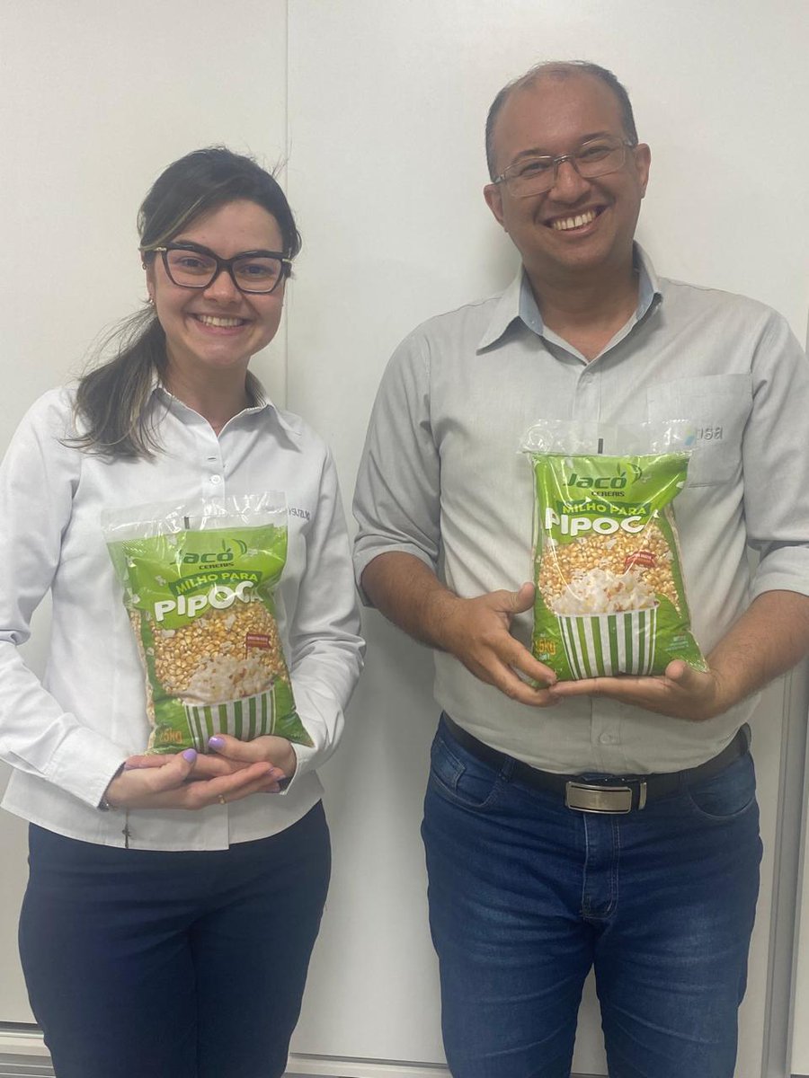 SuzukiRh's tweet photo. @pradosuzuki Brindes retirados! https://t.co/dRm8AqHQOm