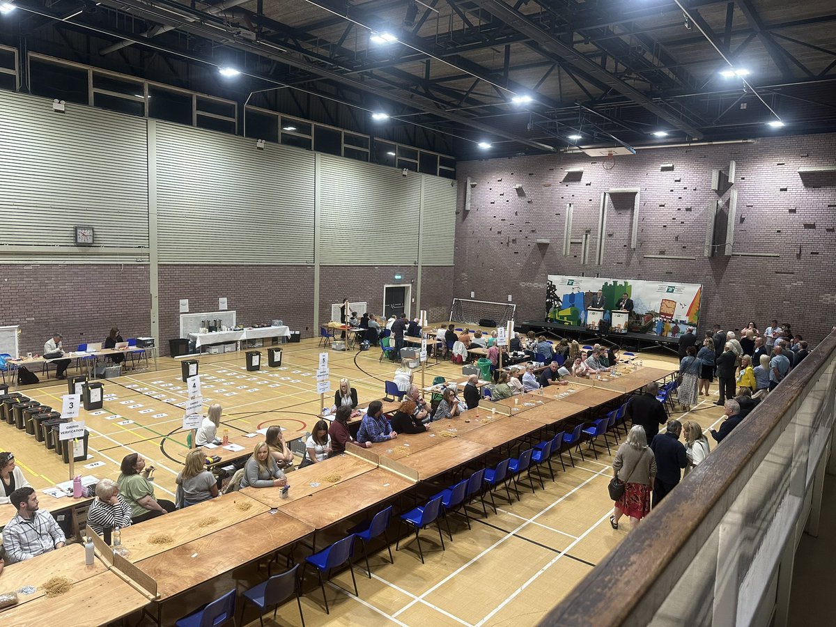 Straight off my flight from Singapore to the #GE24 polling station at Pontypool Leisure Centre to report on the count for #Torfaen. 

I’ve got my meal deal at the ready and I have stocked up on energy drinks! Follow along to see how #GwentDecides. 

<a href="/southwalesargus/">South Wales Argus</a>