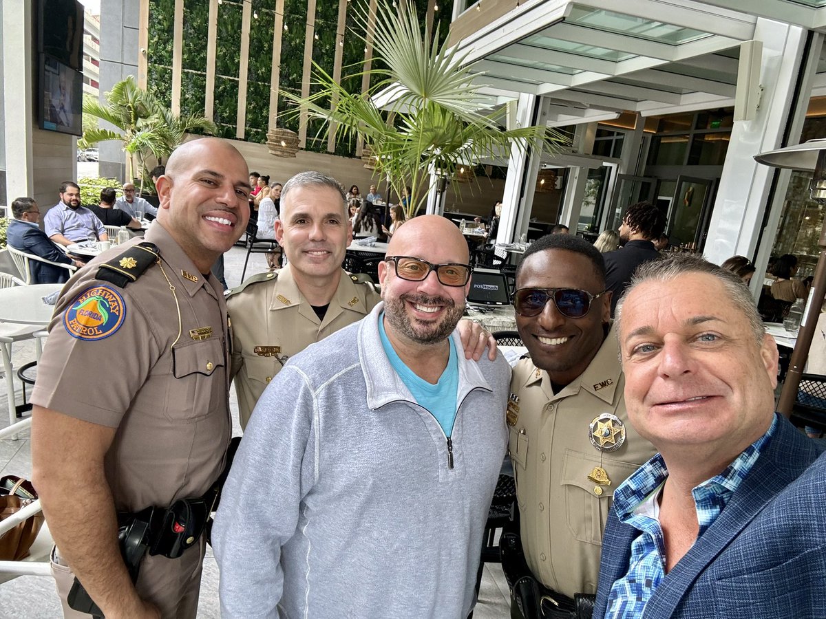 MOBILEMIKE_'s tweet image. #MobileMike #Lunch with #MyCrew #InTheMix #ThisIsWhatWeDo #CommunityService #MoreToCome #OnTheRoad with #FriendsAndFamily #CommunityService #PromotingTheFuture #SupportLawEnforcement #FourthOfJuly #HappyFourthOfJuly #DontDrinkAndDrive