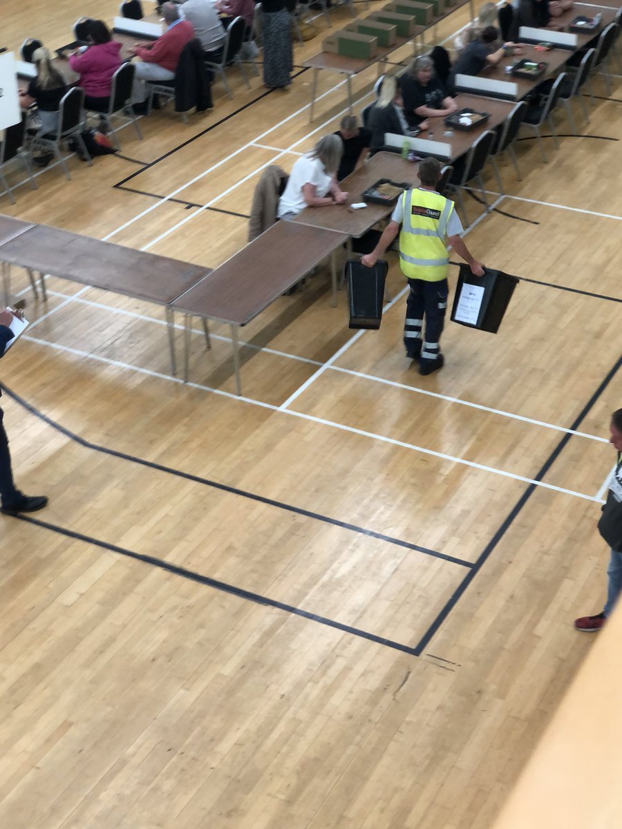 MattCJourno's tweet image. #BallotBoxes are now starting to arrive here at the count in #Basildon #GeneralElection2024