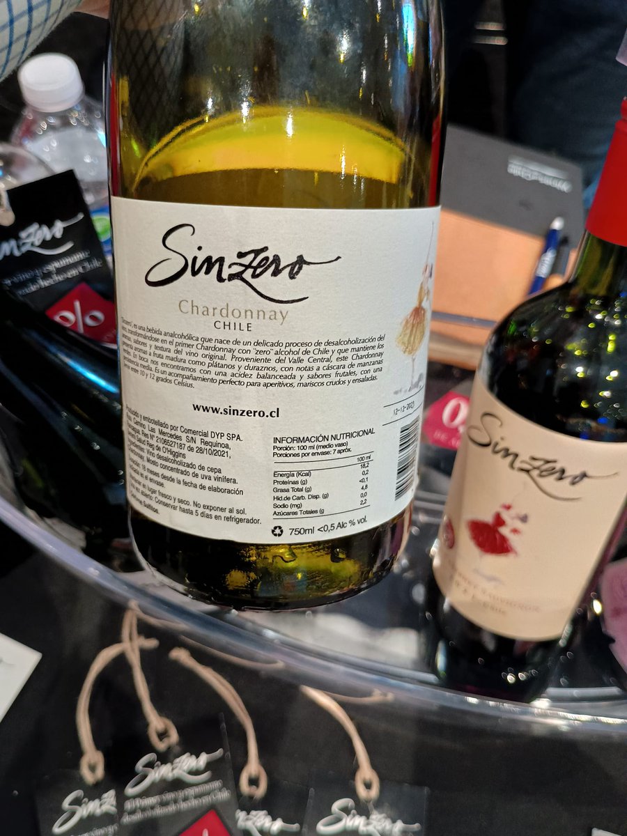 joaquinbuch's tweet photo. #BikerSommelier
#Catando
@SinzeroBodegas
#Bodegas de Chile
Catando vinos sin alcohol de la bodega Chilena Sinzero. Agradecer a Cecilia y a Andrés sus explicaciones. Salud!! https://t.co/XDMaz9yvMB