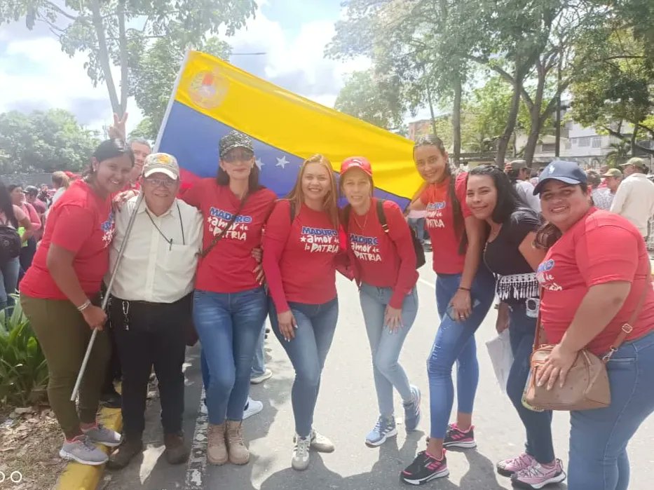 Una avalancha de pueblo colmó a Boconó, Trujillo y Valera en respaldo a nuestro Gallo Pinto, <a href="/nicolasmaduro/">Nicolás Maduro</a>. La fuerza combativa de <a href="/Emastru/">EMASTRU</a> una vez más salió en apoyo al candidato presidencial de la esperanza, demostrando su amor y lealtadcon la Revolución.

#VenezuelaVaConTodo