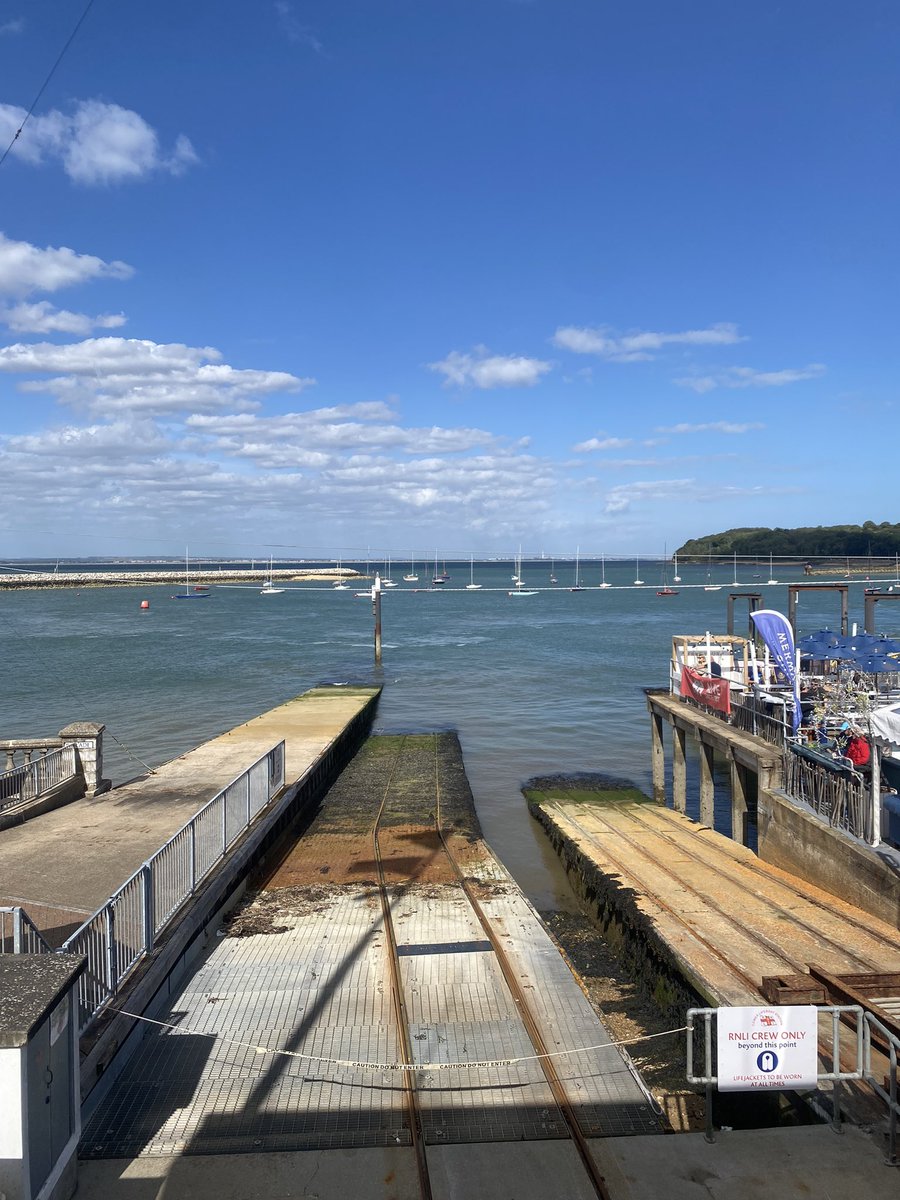 HattiRnli's tweet photo. Thanks for having me today beautiful Isle of Wight stations @YarmouthRNLI @BembridgeRNLI @CowesRNLI epic visit as always ☺️🫶🧡☀️ https://t.co/4iuscPkNKd