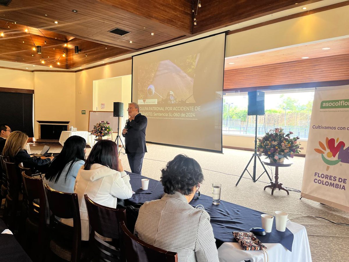 GermanPlazasCom's tweet photo. Muy interesante la jornada de Actualización legal en temas Laborales y de SST, durante el Foro Regional para el sector Floricultor de Cundinamarca. !Gracias Asocolflores por la invitación!  #TemasLaborales #SST #ForoRegional #SectorFloricultor #Asocolflores #DerechoLaboral https://t.co/rUemxoCfe1