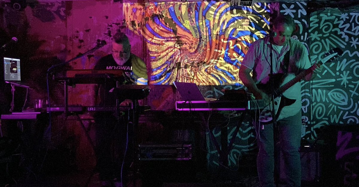 TheBetweenSpac1's tweet photo. Great night supporting @evemaret at zerox. Shout out to @WanderingOakUK &amp; a great set from Faithful Johannes &amp; Neocia https://t.co/uFuUVXTuIl