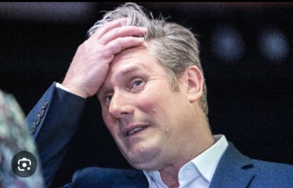 So Starmer with the full backing of his party and our media is predicted to gain a smaller share of the vote than Corbyn in 2017. Makes you wonder how Corbyn would have done with just the backing of his own party. 🤔