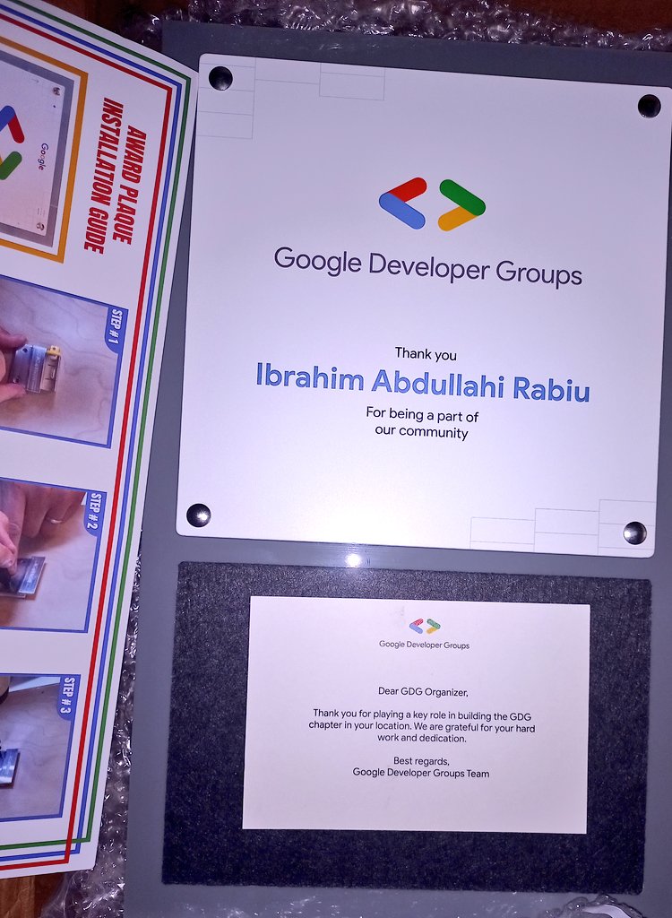 Equalizer212's tweet image. Woohoo! My Google plaque is here! So excited to add it to my collection.
#gdgjalingo
#GDG #googledeveloper