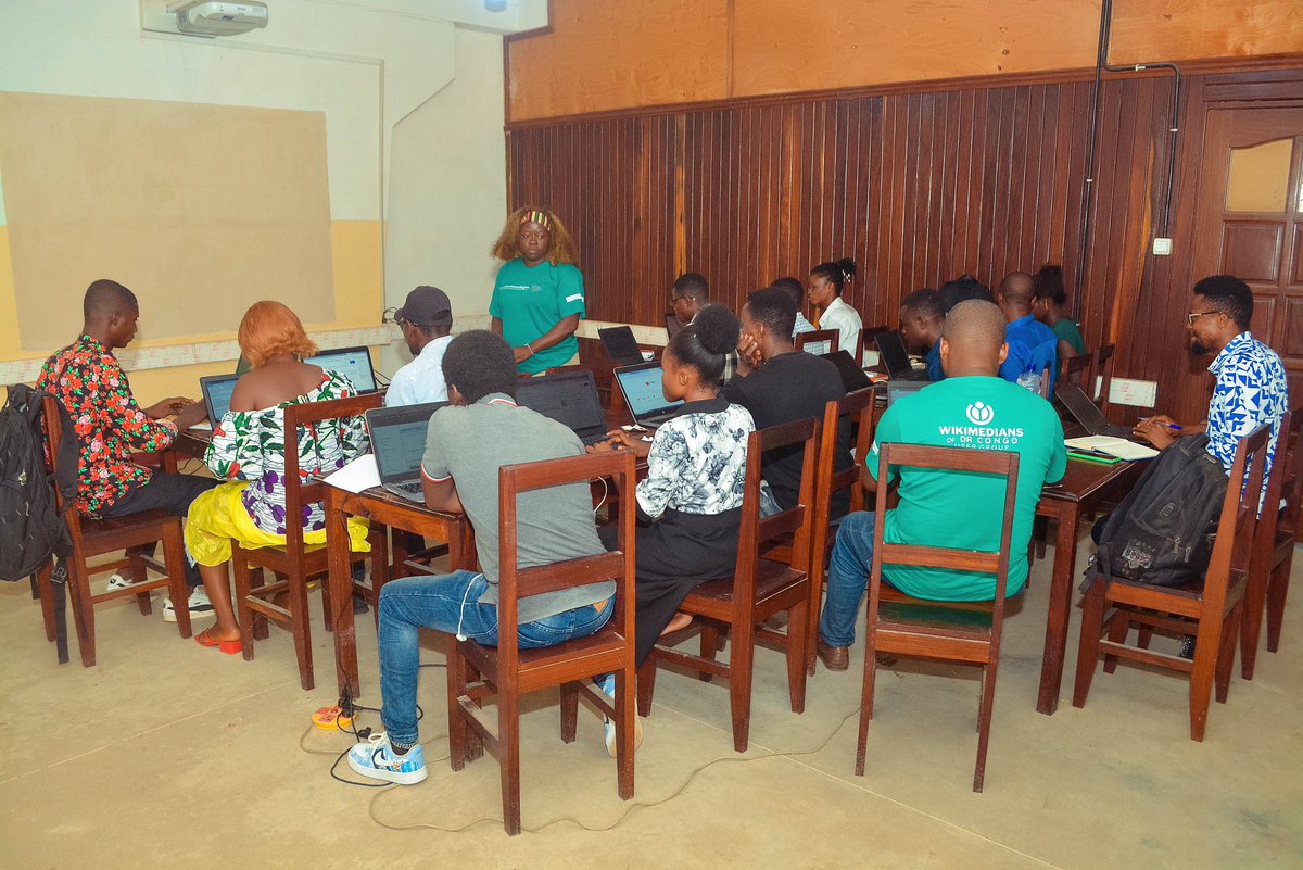 Clôture des activités #WikifoHumanRights 2024 dans la ville de #Kisangani
 Du 3-4 juillet, nos amis du WikiClub de #Kisangani se sont réunis pour créés &amp; améliorés + articles sur <a href="/wikidata/">Wikidata</a> en rapport avec l'#environnement  &amp; la #pollutionplastique

Merci et bravo 👏 
<a href="/MaryAembe/">Mary Aembe</a>