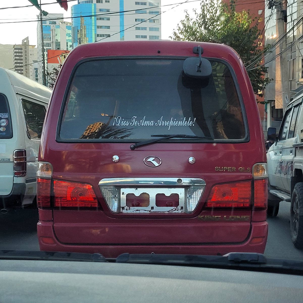 sopocachi_org's tweet photo. ⚠️ #Infractor sin Placa.
Arrepiéntete! https://t.co/8Or4m5y7Vg